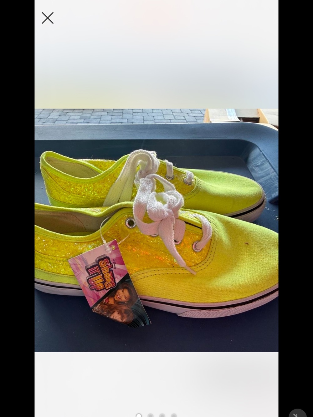 Girls' Neon Yellow Glitter Lace-Up Sneakers